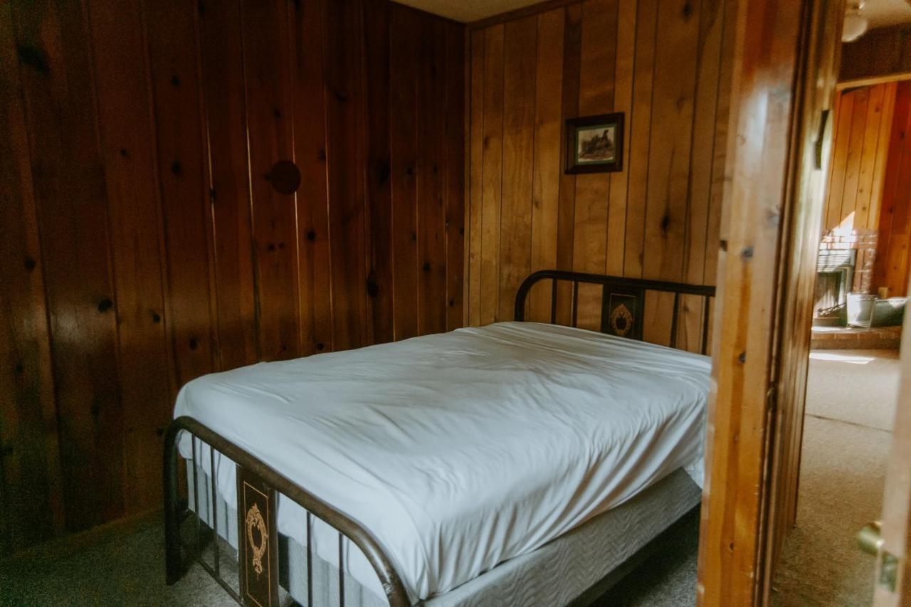 Silver Rapids Lodge & Campground อีลี ภายนอก รูปภาพ